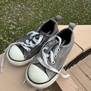 grey converse size toddler 8